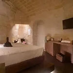 Le Malve Cave Retreat Matera