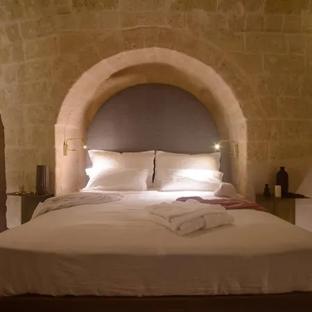 Hotell Le Malve Cave Retreat