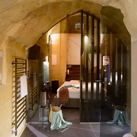 酒店 Le Malve Cave Retreat 马泰拉