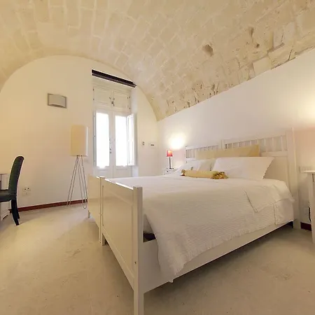 Le Malve Cave Retreat Hotel 4*