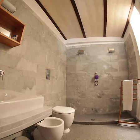 Le Malve Cave Retreat Matera