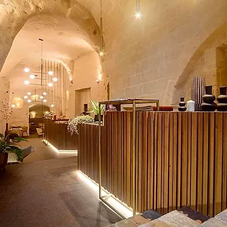 Le Malve Cave Retreat Matera