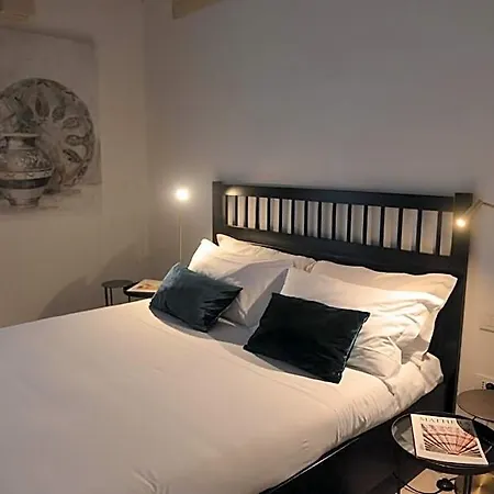Le Malve Cave Retreat Matera