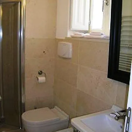 Le Malve Cave Retreat